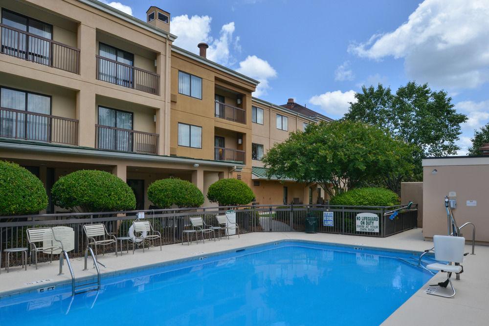 Courtyard By Marriott Columbia Northeast/Fort Jackson Area Bagian luar foto