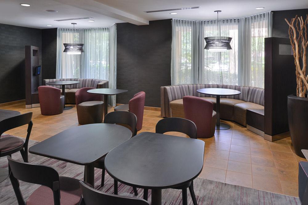 Courtyard By Marriott Columbia Northeast/Fort Jackson Area Bagian luar foto
