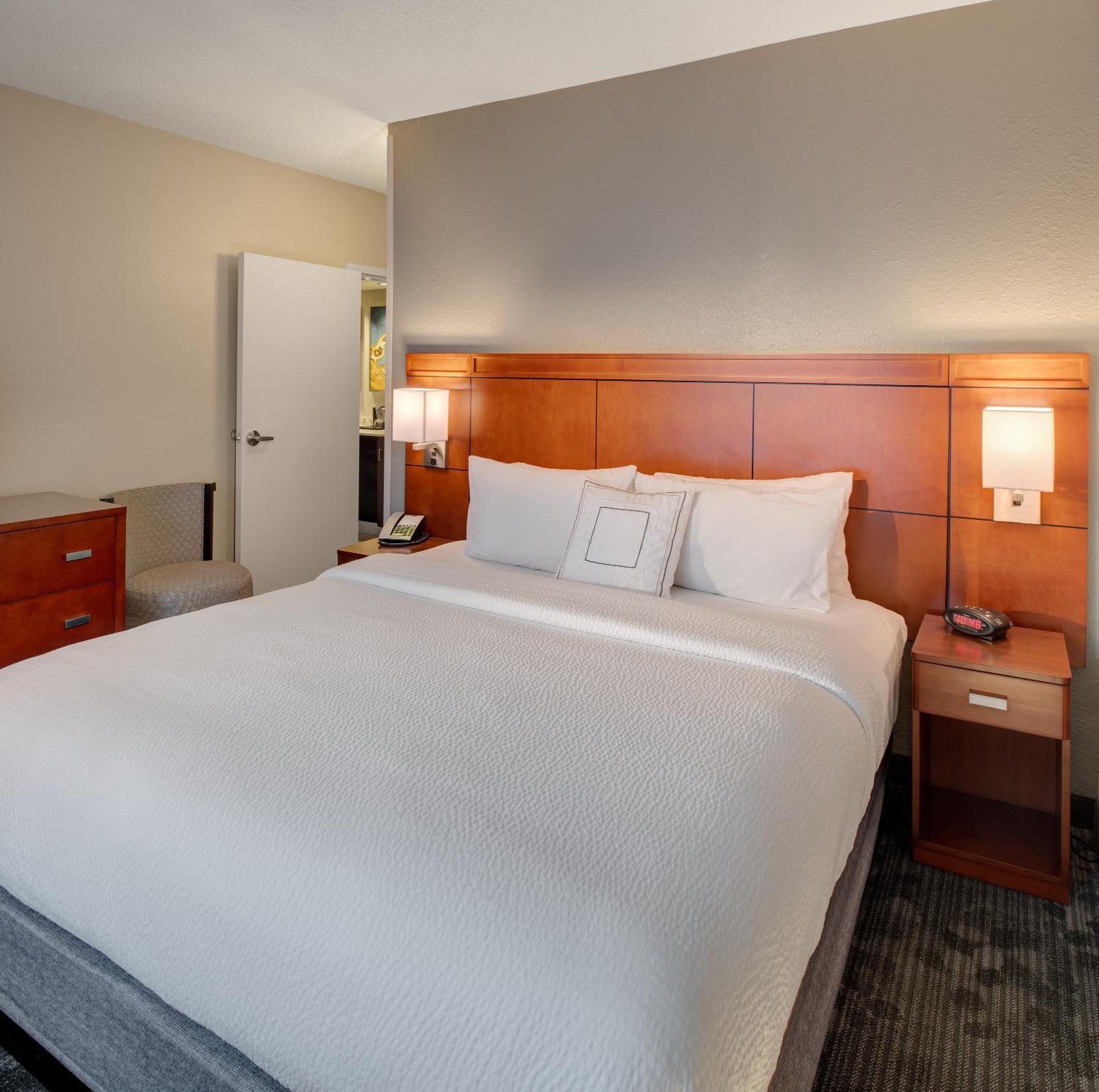 Courtyard By Marriott Columbia Northeast/Fort Jackson Area Bagian luar foto