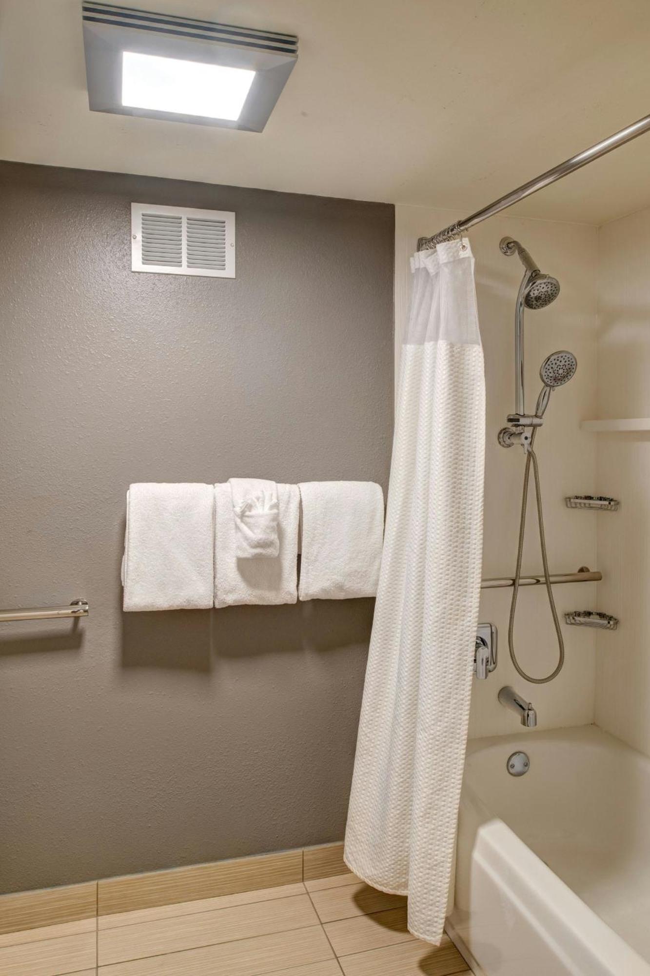 Courtyard By Marriott Columbia Northeast/Fort Jackson Area Bagian luar foto