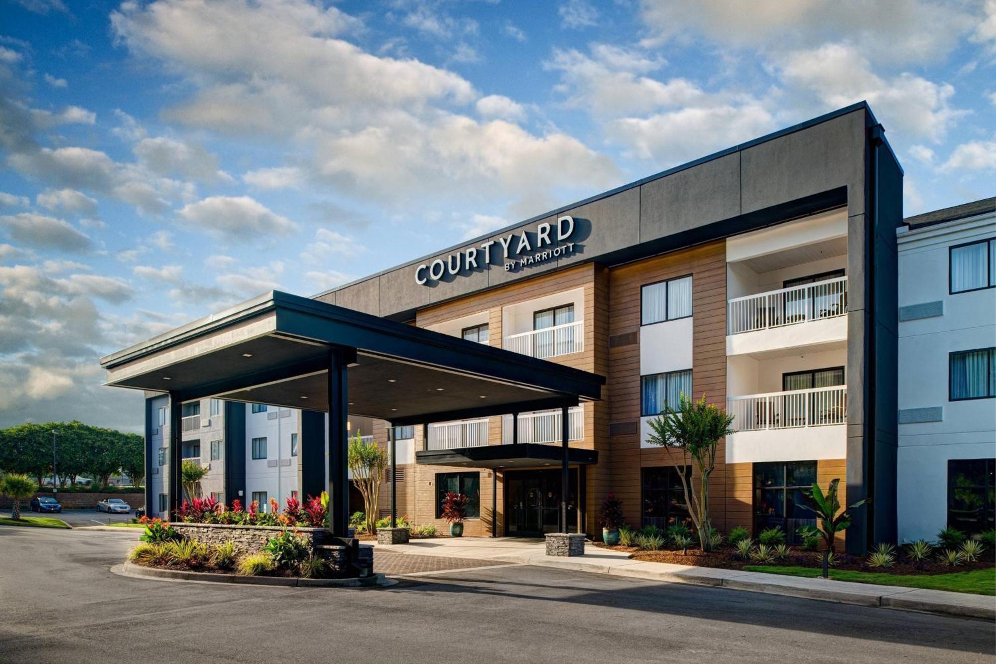 Courtyard By Marriott Columbia Northeast/Fort Jackson Area Bagian luar foto