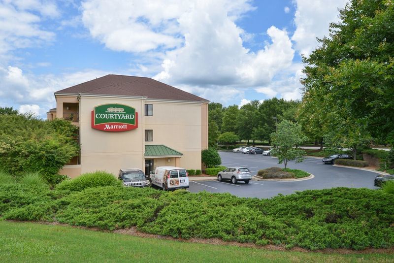 Courtyard By Marriott Columbia Northeast/Fort Jackson Area Bagian luar foto