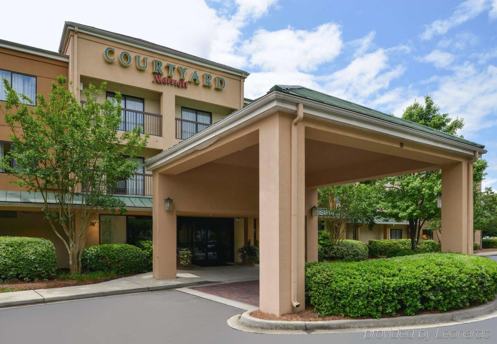 Courtyard By Marriott Columbia Northeast/Fort Jackson Area Bagian luar foto
